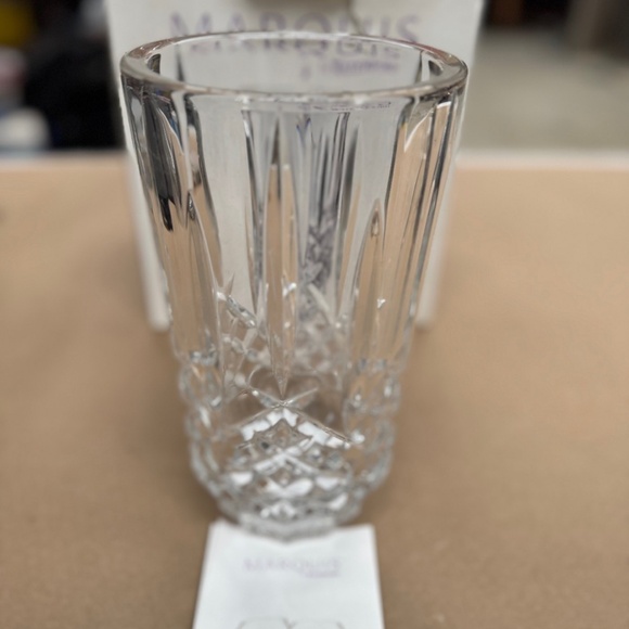 MARQUIS by Waterford Markham 9" Vase NIB Beautiful Crystal Cut glass Vase - Picture 2 of 5